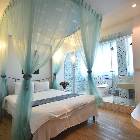 Sun Moon Love Hotel Nantou Exterior foto