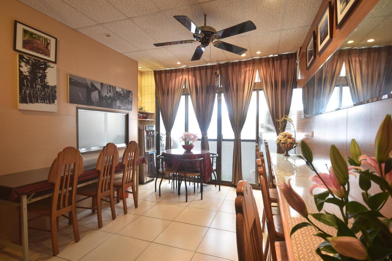 Sun Moon Love Hotel Nantou Exterior foto